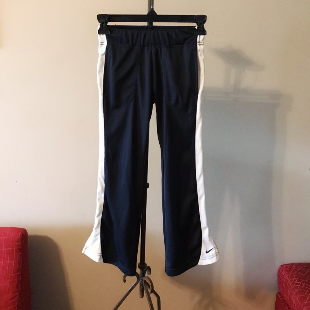 Girls Nike athletic joggers
